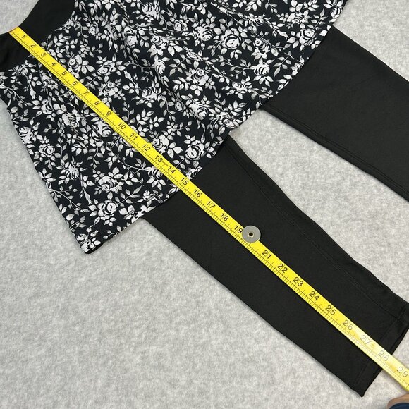 SAHALIE Skirted Leggings Womens Small Black White Floral Capri Style 26192 - Picture 7 of 9